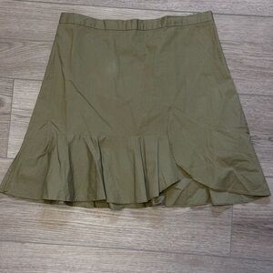 3/$18 Madewell Olive Green Women's Ruffle Mini Skirt Sz.2 Fully Lined